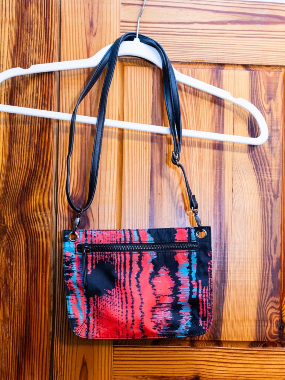 Fabletics "The Chella Pack II" Crossbody Bag - Heat Wave Print